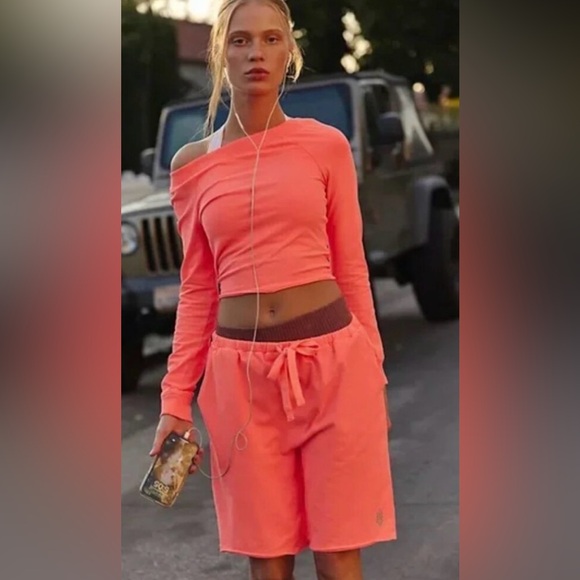 FP MOVEMENT Hot Shot Easy Set - Neon Coral Free People NWOT PINK FP SHIRT SHORTS - Picture 1 of 10